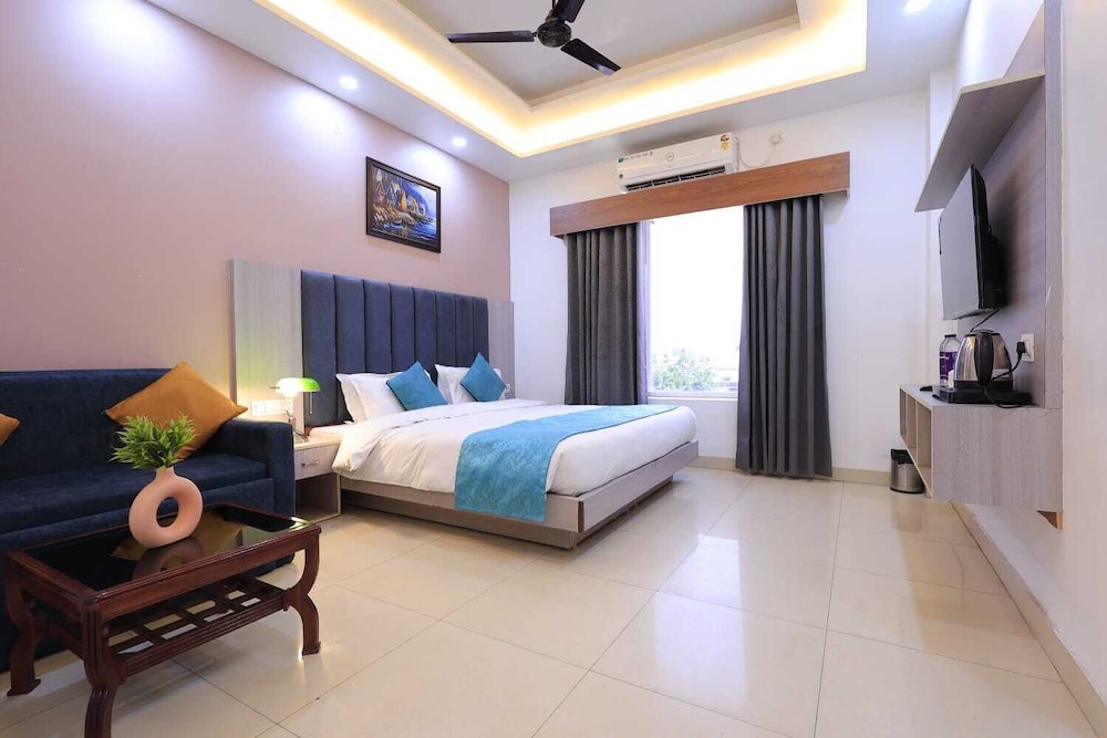 Double Room, Pool View photo 1