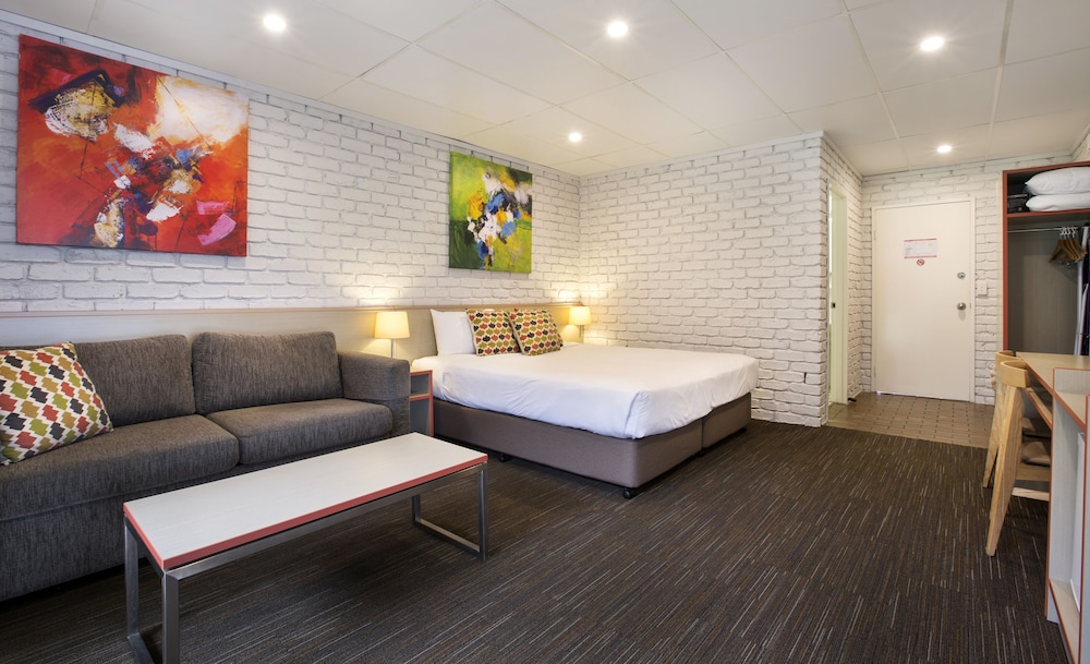 Studio King Room photo 3