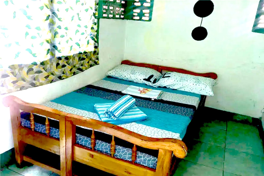Economy Double Room photo 1