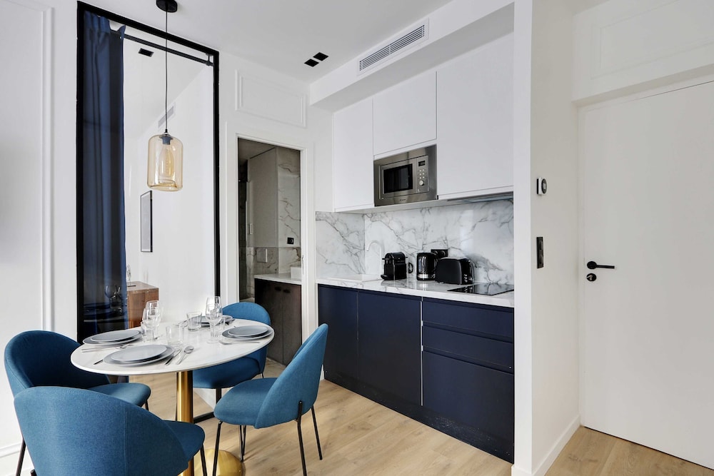 Standard Apartment, City View photo 2