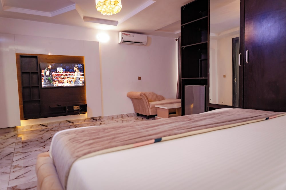 Executive Triple Room