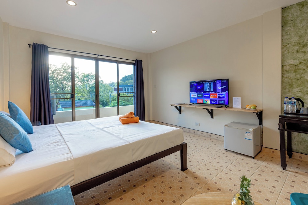 Superior Room, 2 Twin Beds - Photo 2