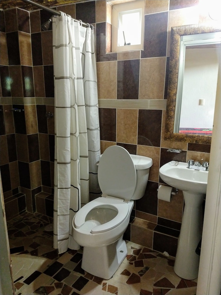 Basic Room photo 2