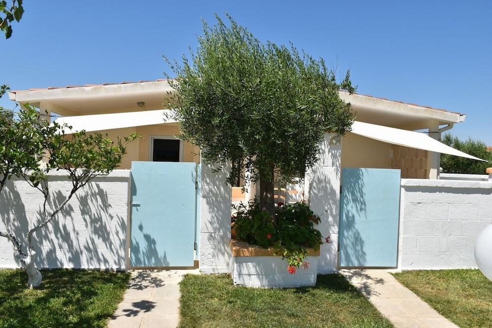 Family Apartment, 1 Bedroom, Patio, Garden Area photo 2