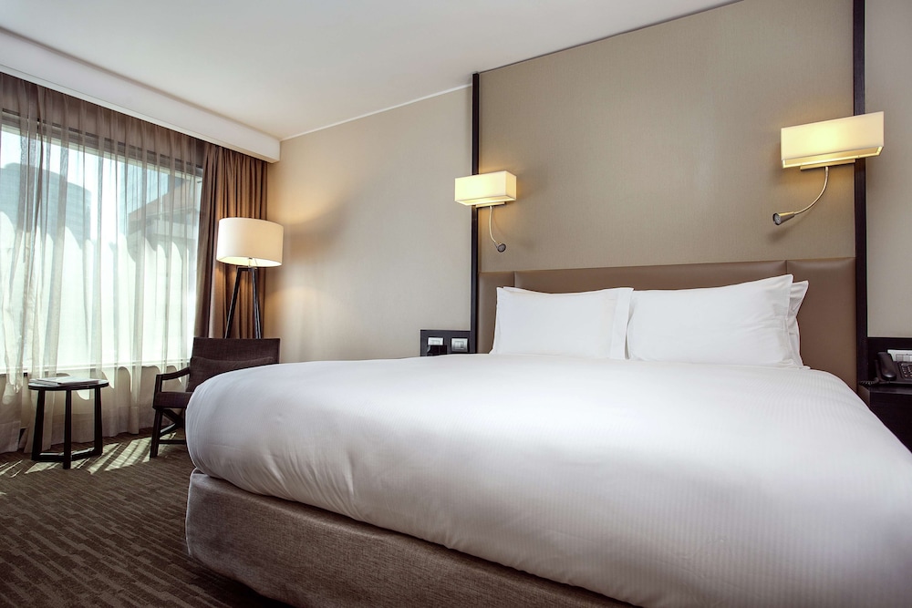 Room, 1 Queen Bed, Accessible photo 2