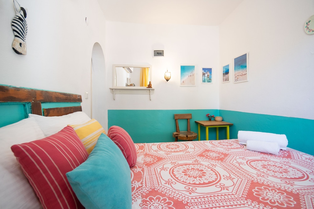 No 2 Standard Room - Photo 7