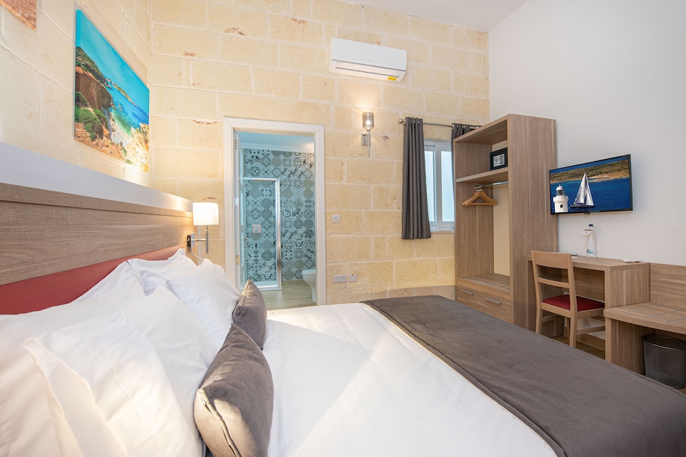 Comfort Room photo 2