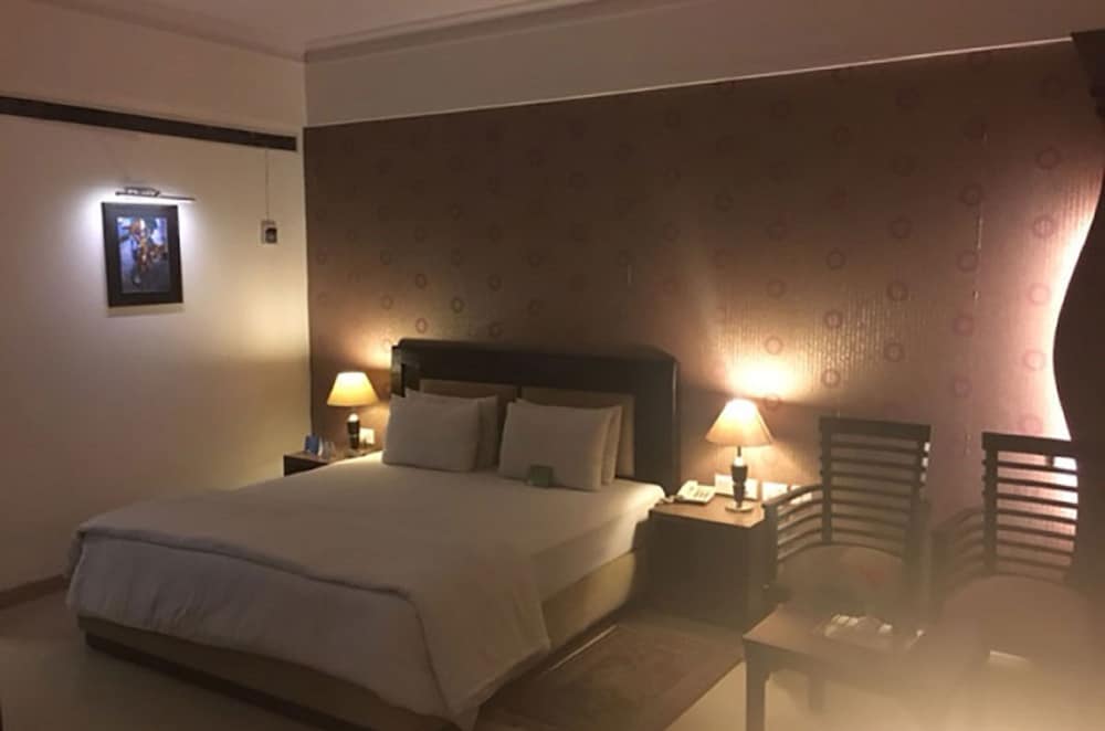 Executive Triple Bedded Room