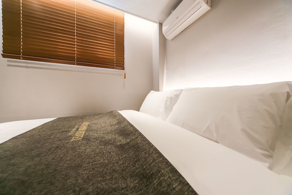Standard Room - Photo 9