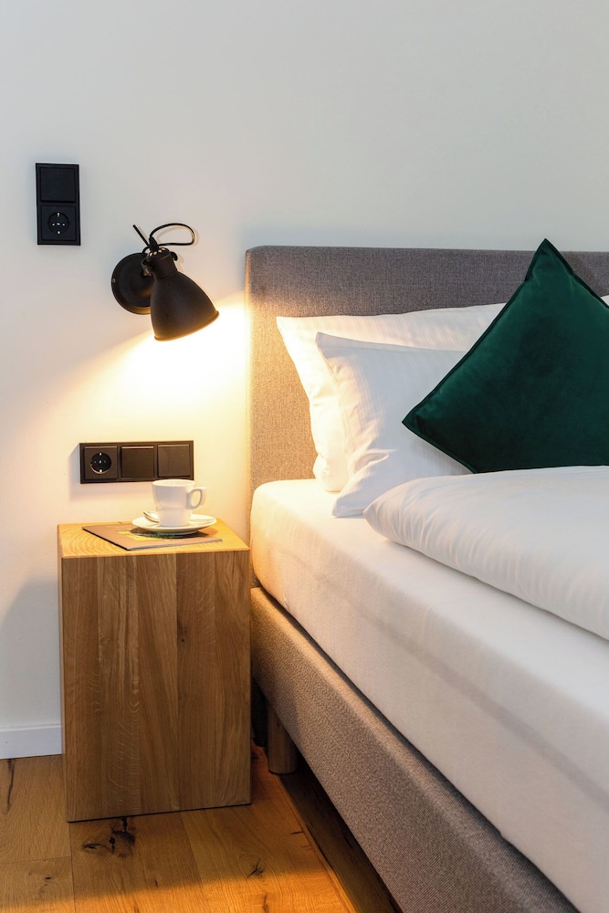Business Single Room, 1 Twin Bed photo 3