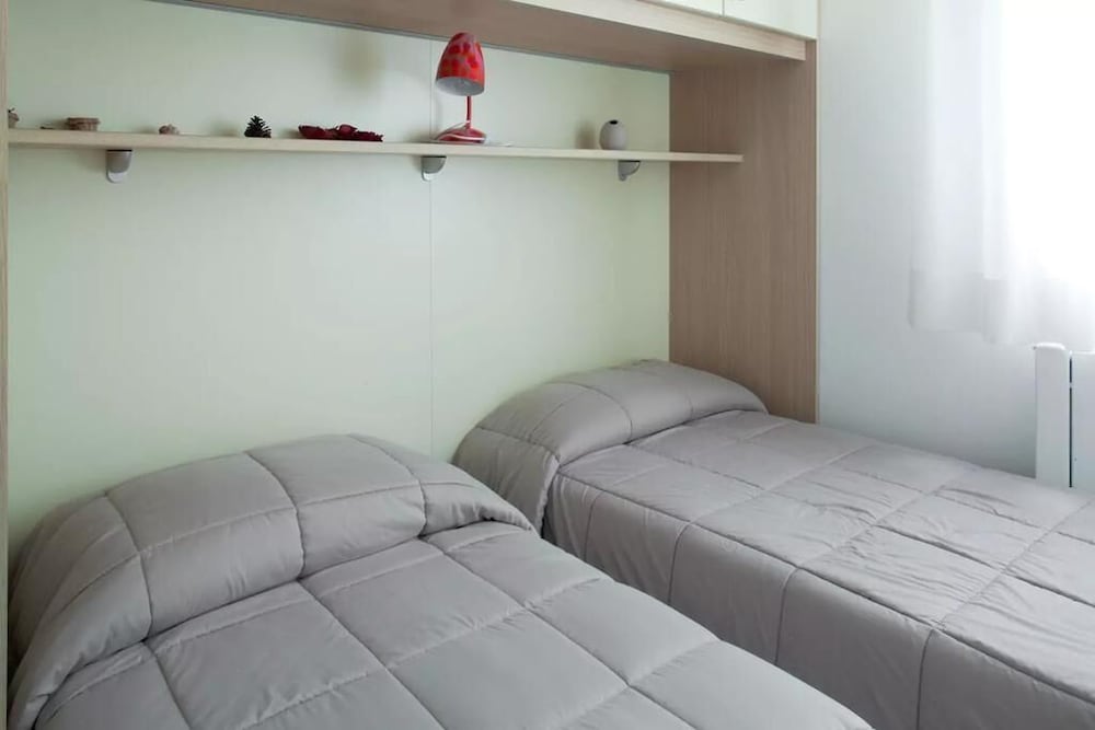 Duplex, 2 Bedrooms photo 3