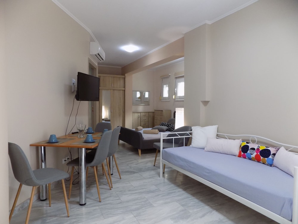 Classic Quadruple Room photo 1