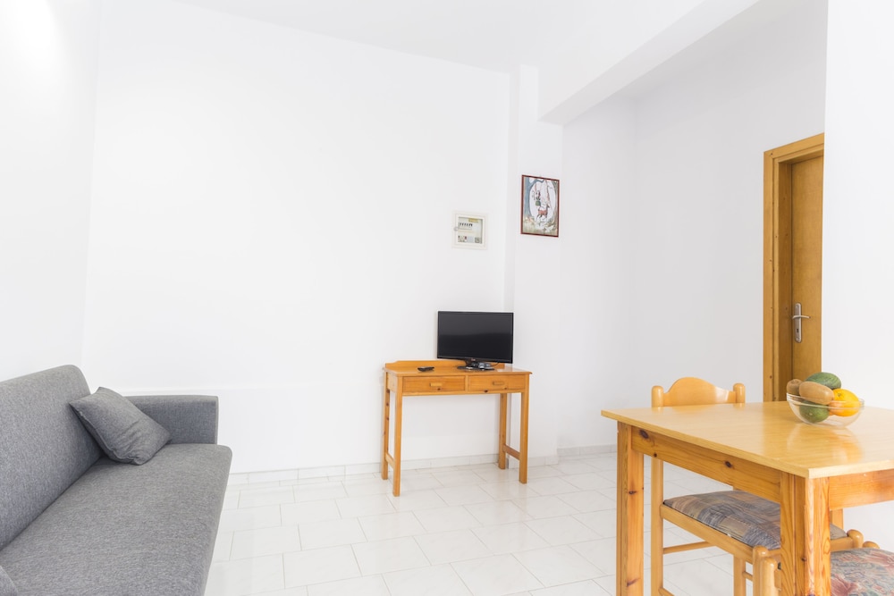 Economy Room, 1 Bedroom, Ground Floor photo 3