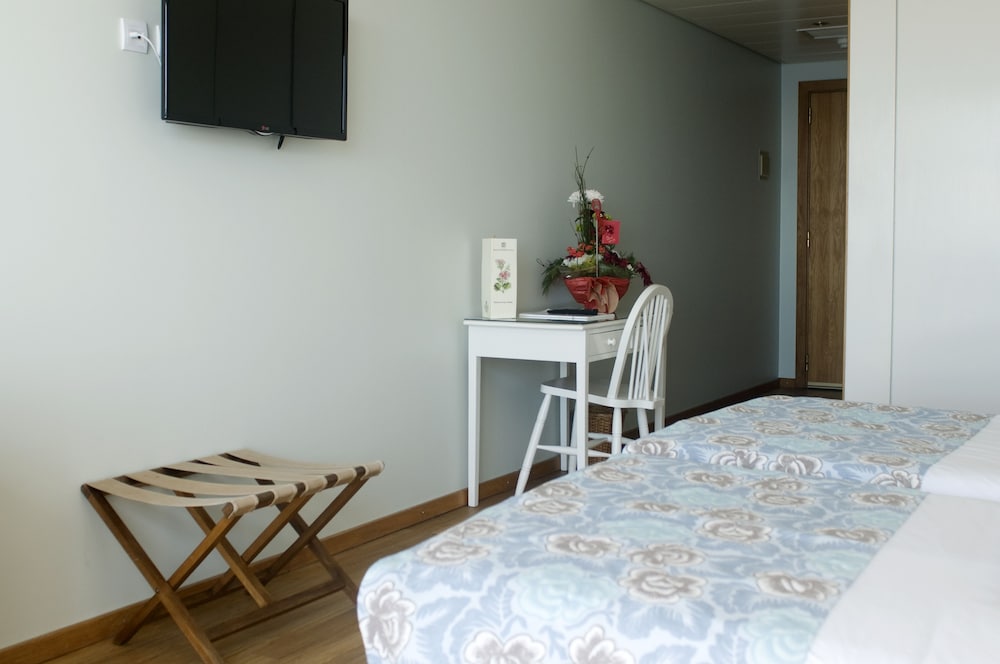 Double Room, Balcony, Sea View (Located in Penha de França Mar)