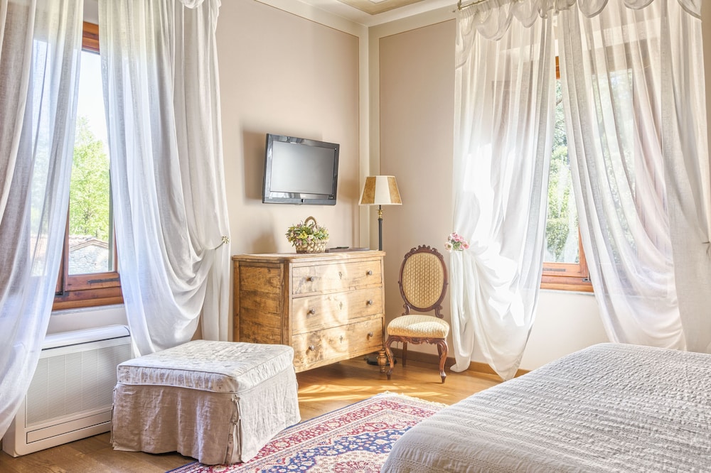 Deluxe Triple Room photo 2