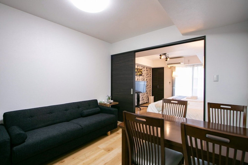 Grand Room, Multiple Beds, Kitchen photo 3