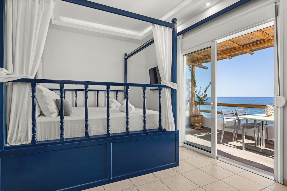 Family Studio Suite, Sea View