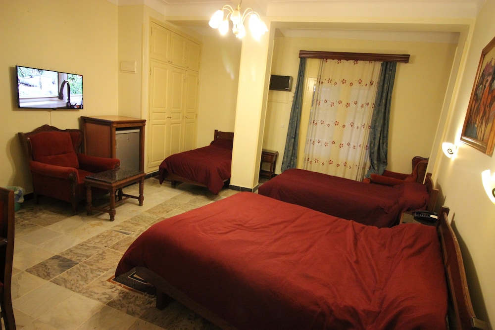 Standard Double Room - Photo 1