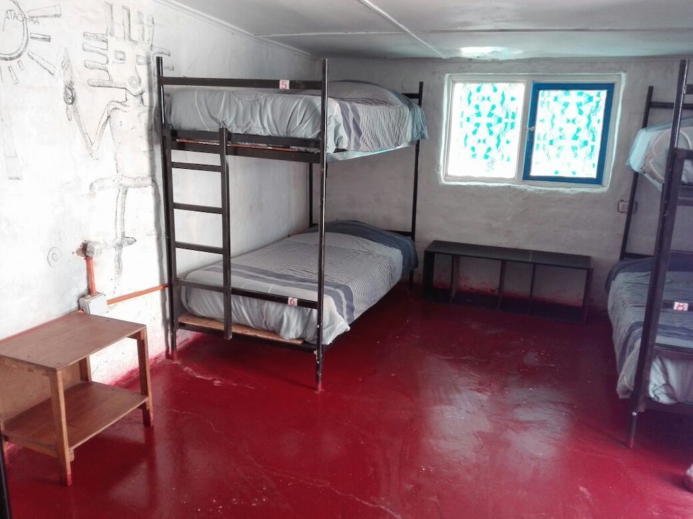 Shared Dormitory, Mixed Dorm, Shared Bathroom photo 1