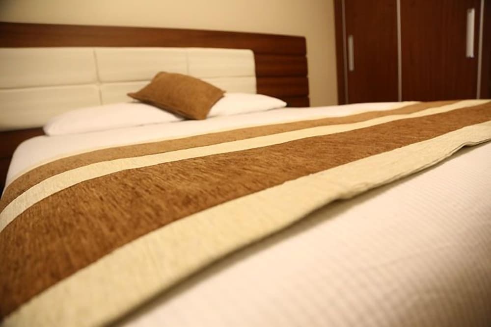 Standard Double or Twin Room photo 3