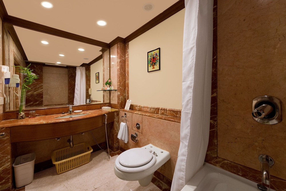 Deluxe Room - Photo 2