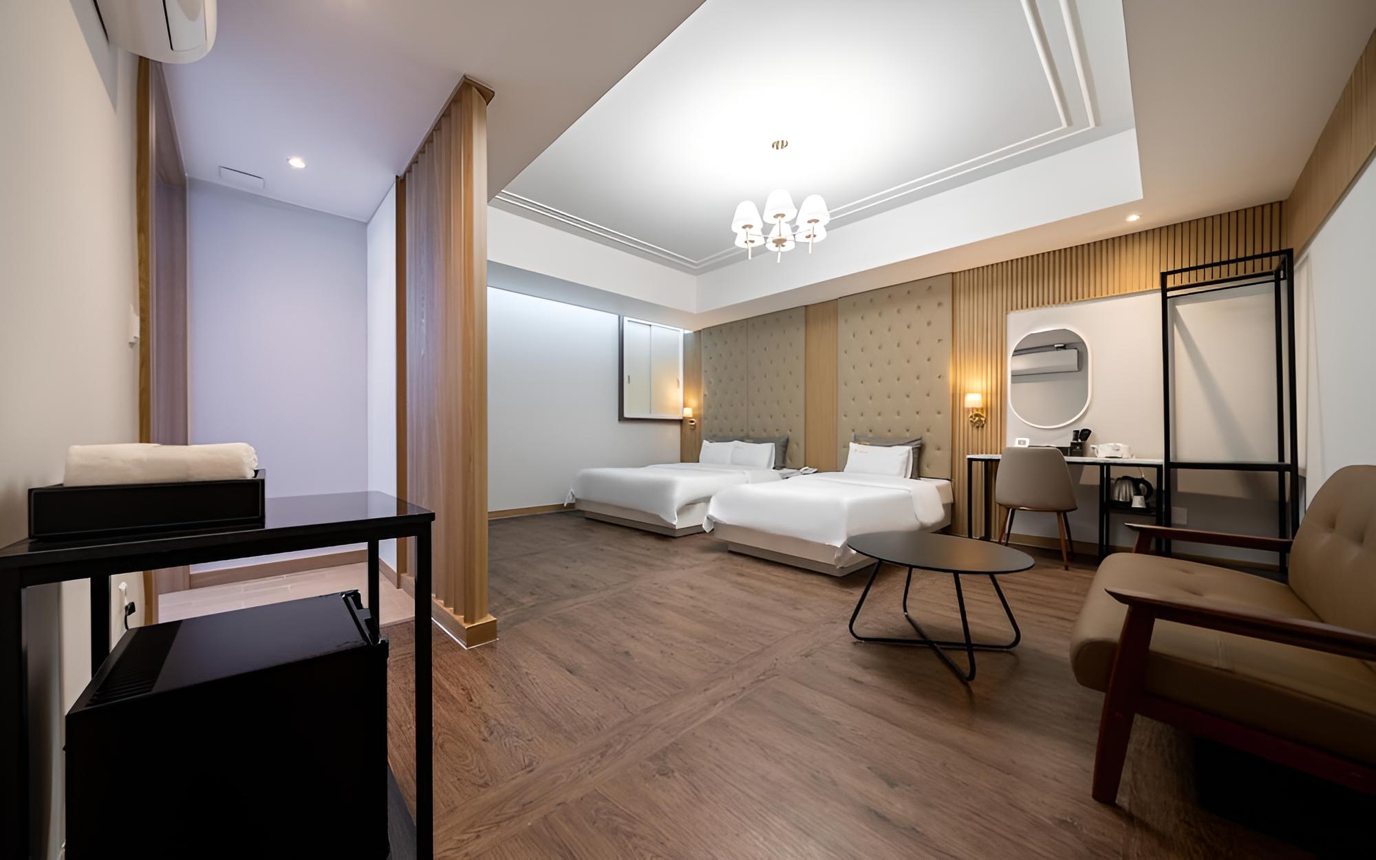 Room (Premium Twin (all rooms non-smoking)) photo 3