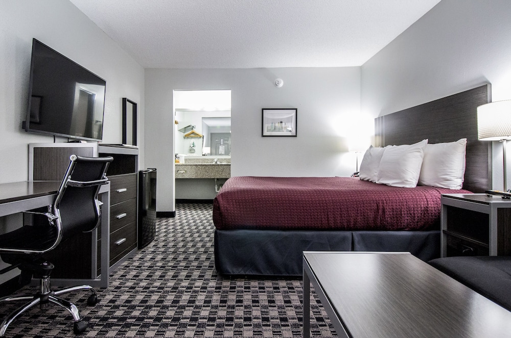 Executive Room, 1 King Bed, Non Smoking - Photo 2
