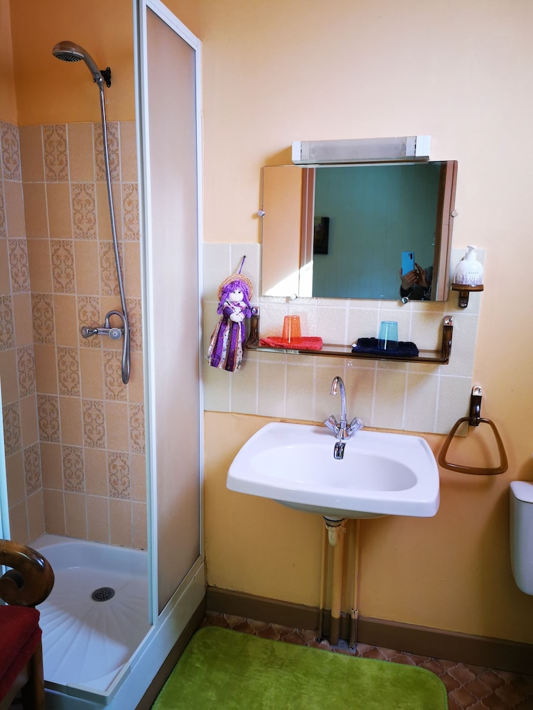 Double Room (5) photo 1
