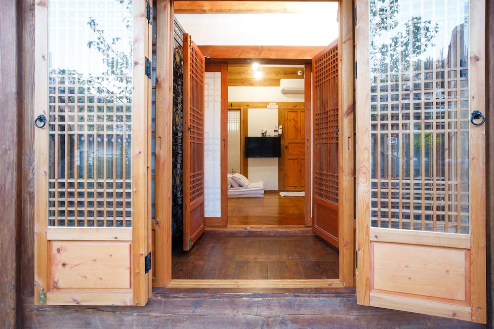 Standard Double Room, Non Smoking, Private Bathroom (Ondol) photo 1