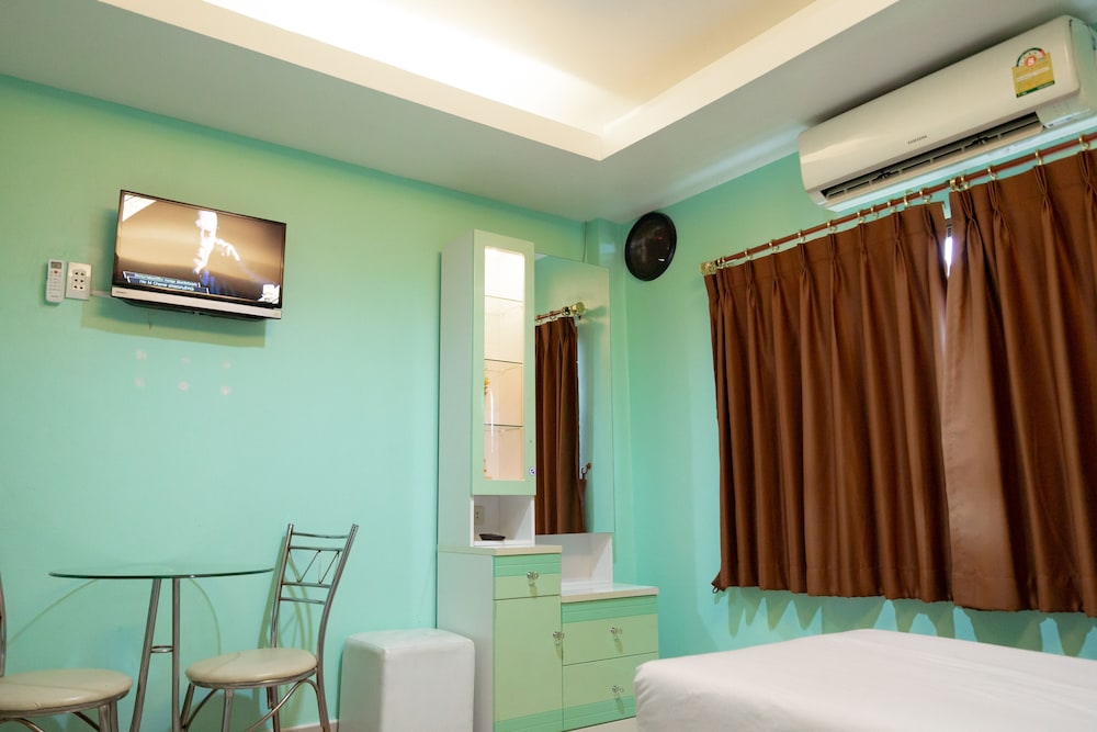 Standard Double or Twin Room photo 3