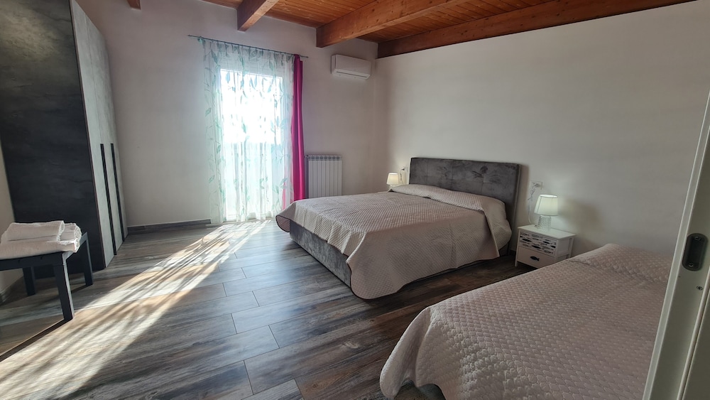Comfort Room photo 1