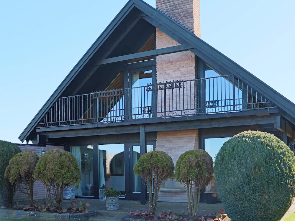 House photo 1