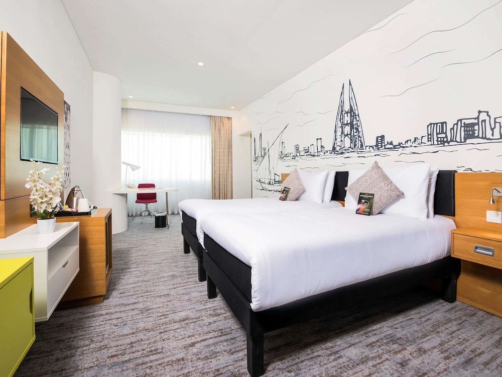Superior Suite, 2 Twin Beds, Sea View photo 1