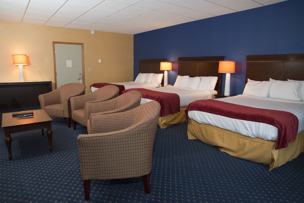 3 Queen Bed Suite - Non Smoking - Photo 9