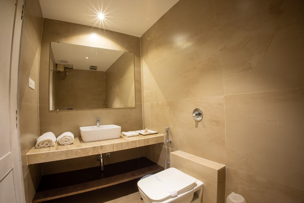 Luxury Studio Suite - Photo 2