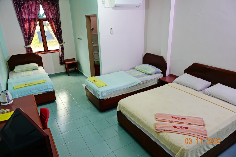 Superior Quadruple Room photo 2