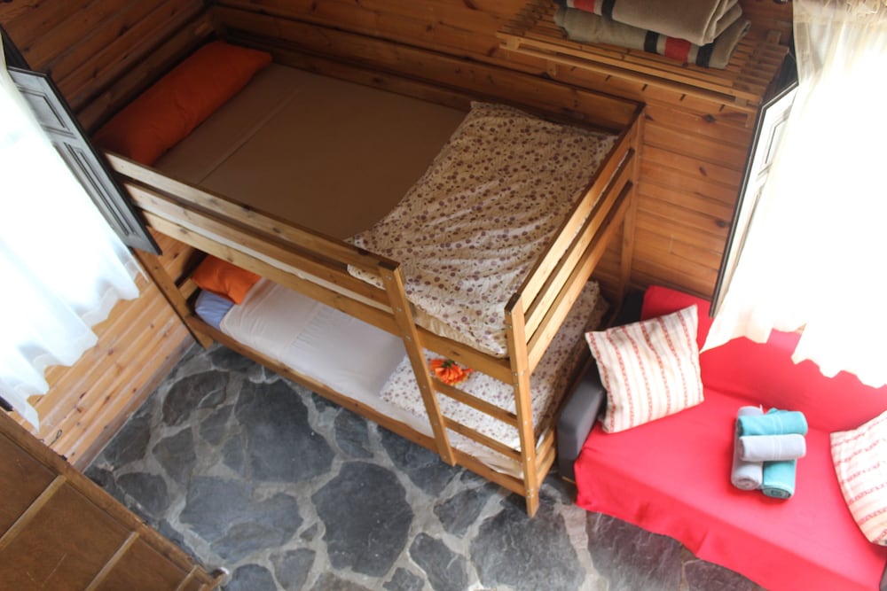 Family Bungalow, Valley View photo 3