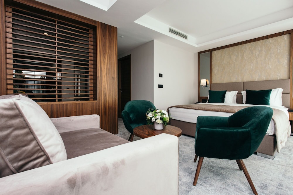 Junior Suite - Photo 1