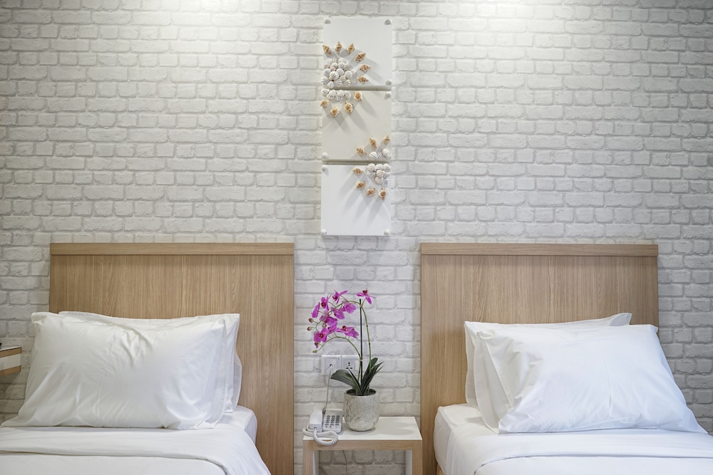 Superior Room, City View