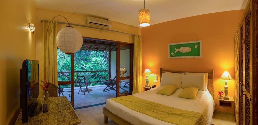 Superior Double Room thumbnail 5