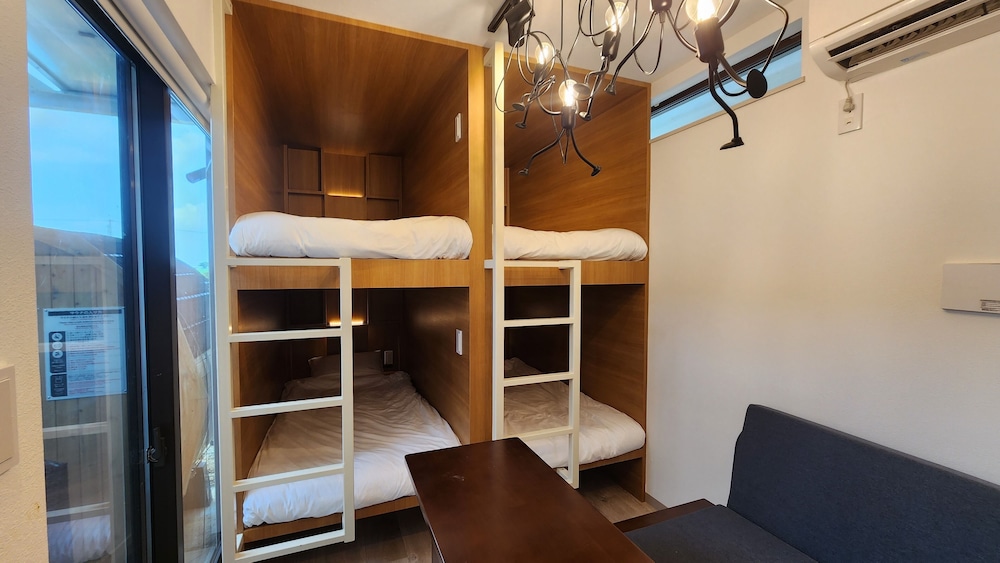 Quadruple Room R105