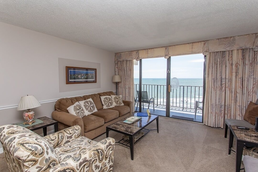 Condo, 1 Bedroom photo 2