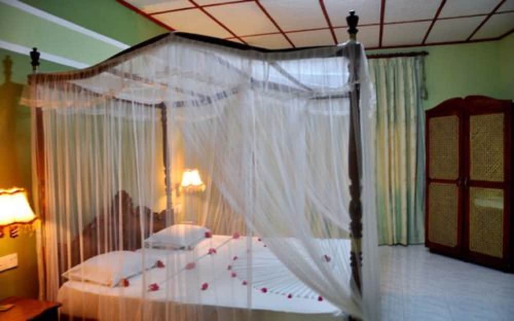 Deluxe Doppelzimmer mit Gartenblick