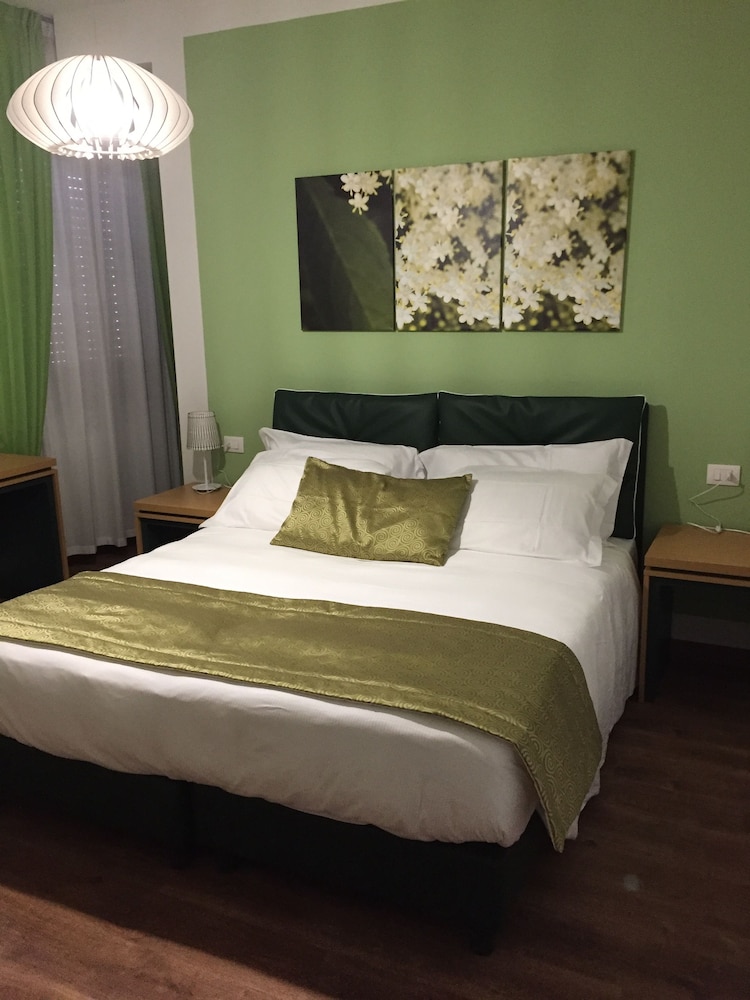 Superior Double or Twin Room - Photo 5