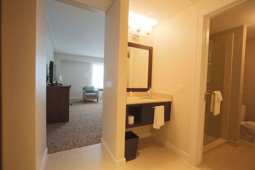 Room, 2 Queen Beds, Accessible - Photo 4