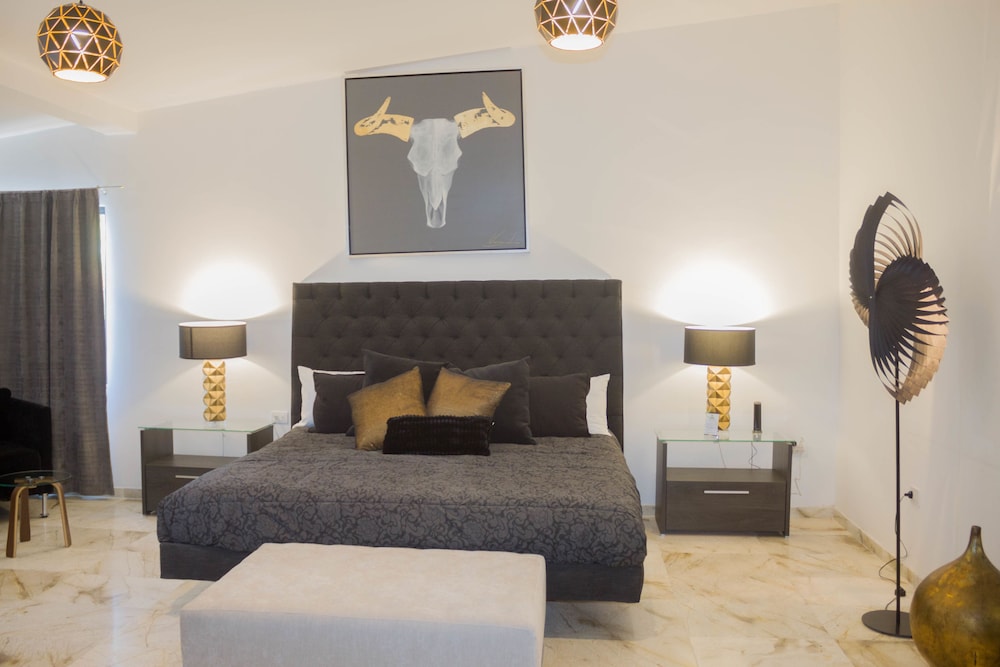 Black Diamond Suite photo 2