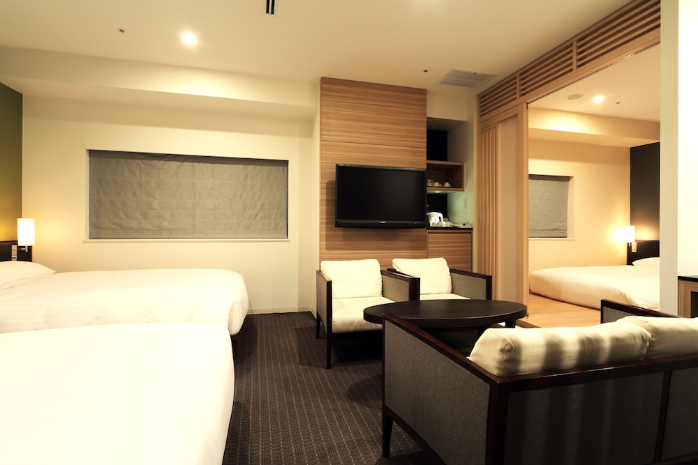 Family Room, 4 Bedrooms, Non Smoking photo 3