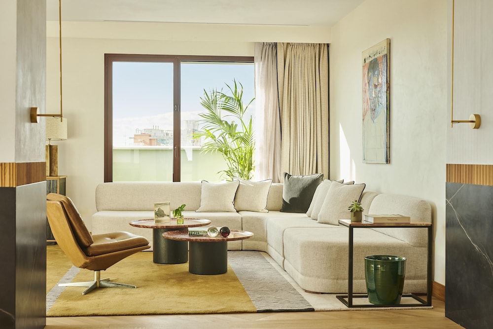 Suite (Penthouse) - Photo 10