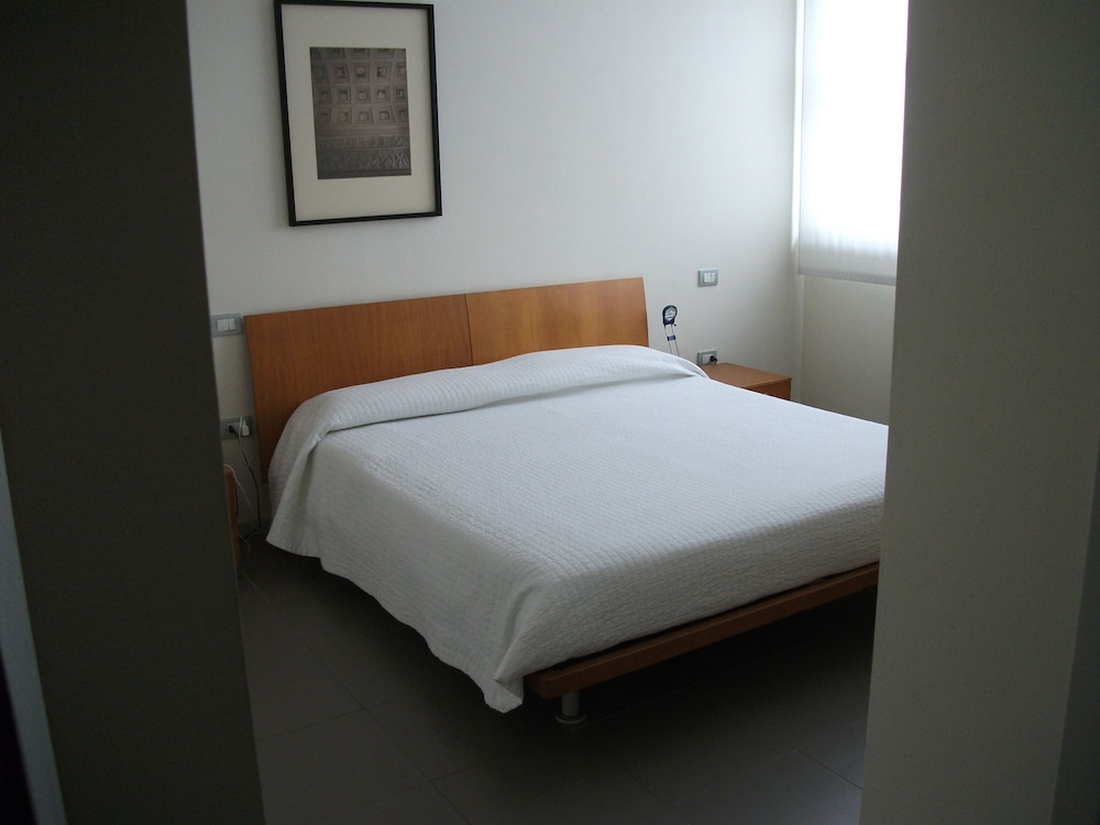Apartment photo 3