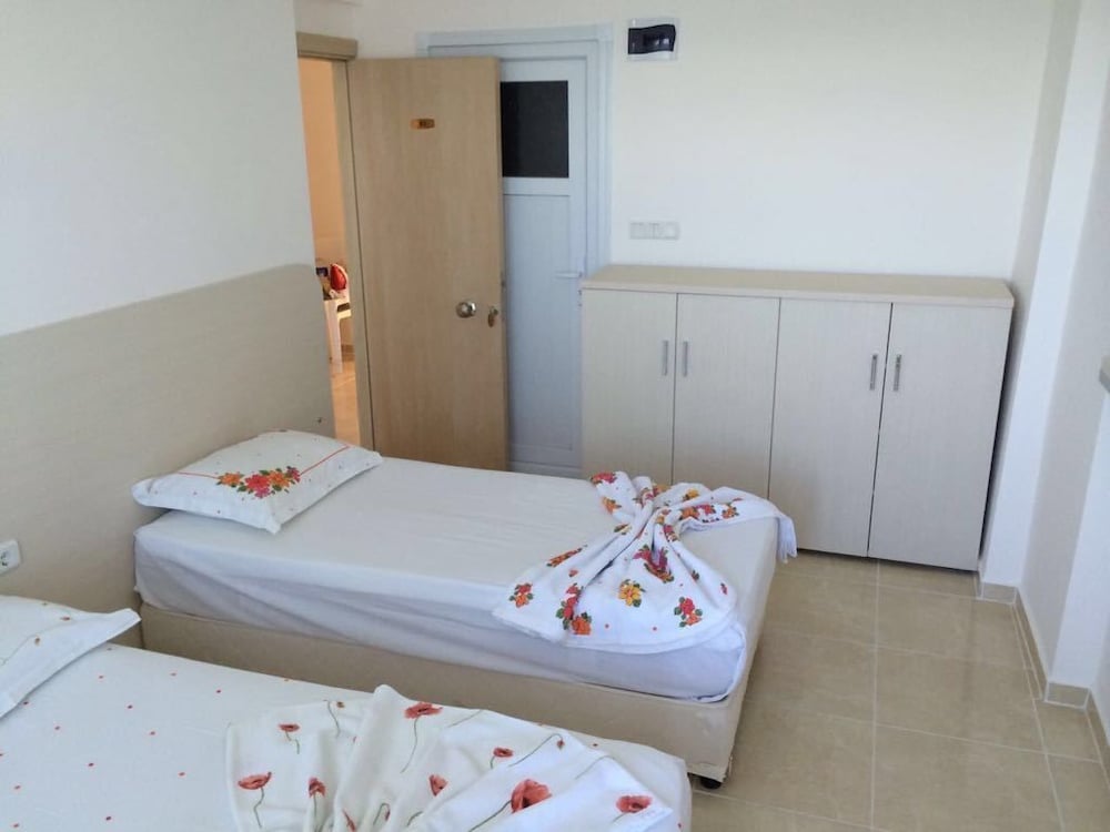 Standard Triple Room, Garden View photo 1